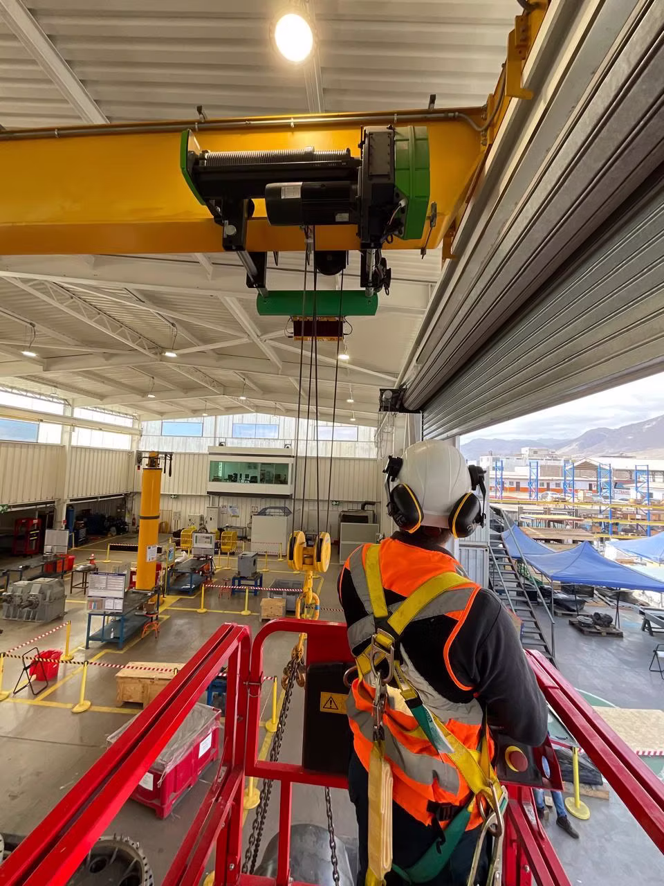 Equipo especializado en sistemas de izaje